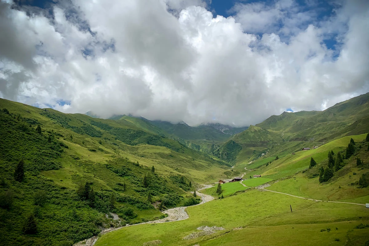 16153-9b857-50205167452-4b02f82daf-o