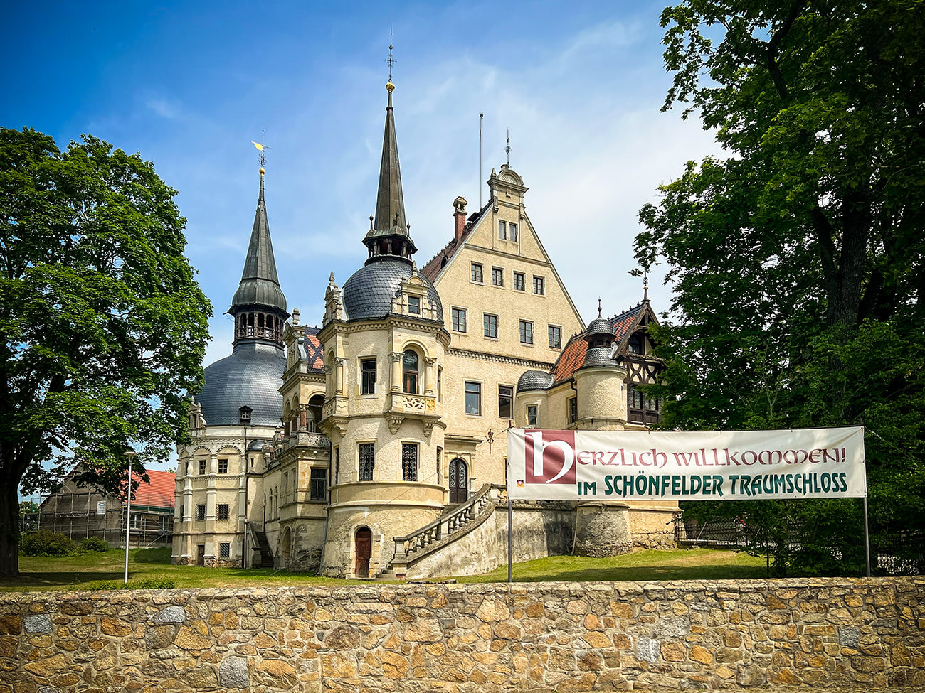 cf75f-95e56-52917599458-0c3b4b0826-o