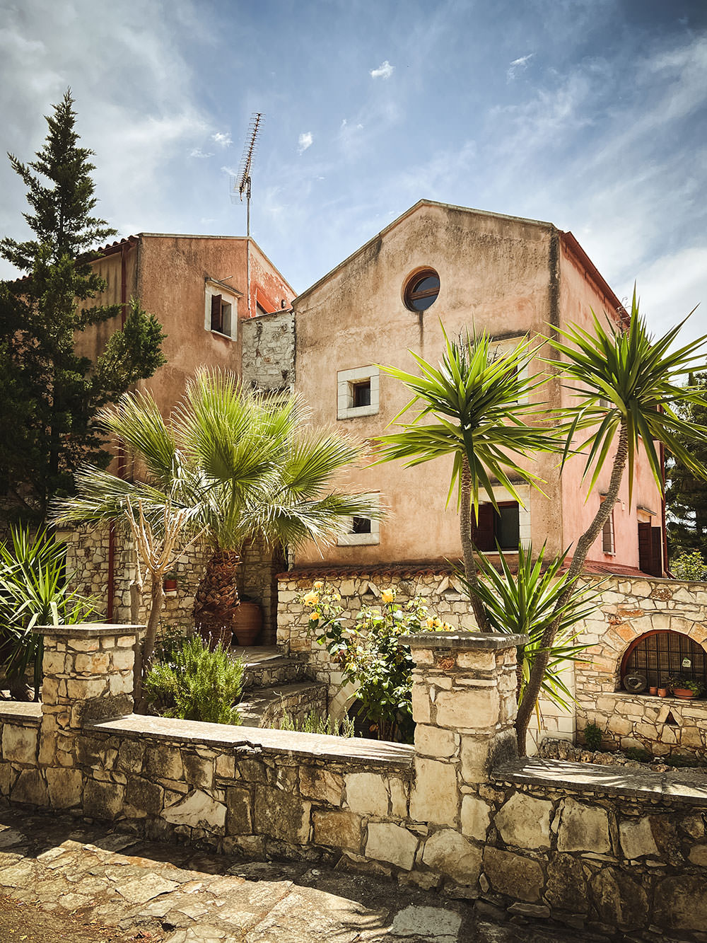 5dd27-8453f-52086670088-a58058164d-o